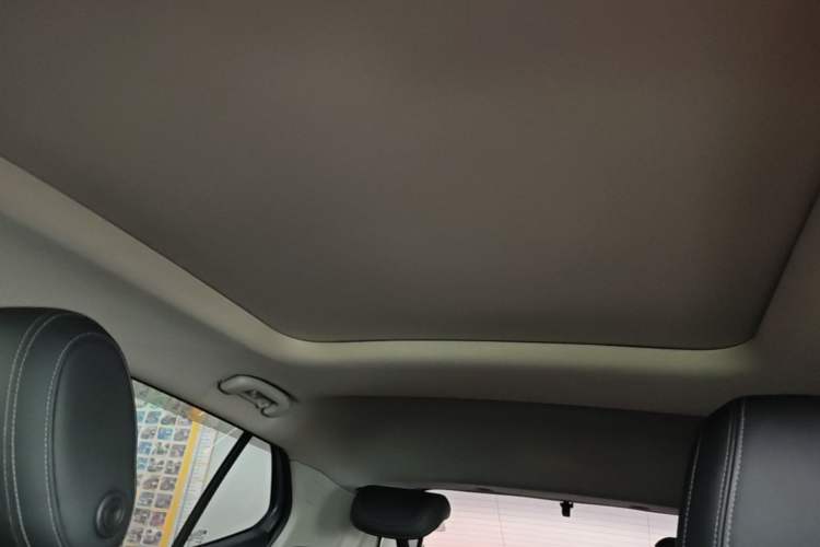 Used Buick Encore GX 2020 20T CVT Two-Wheel Drive Luxury Version Headliner