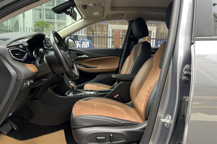 Used Buick Encore GX 2020 20T CVT Two-Wheel Drive Luxury Version Interior 1