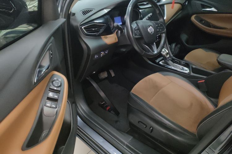 Used Buick Encore GX 2020 20T CVT Two-Wheel Drive Luxury Version Interior 3
