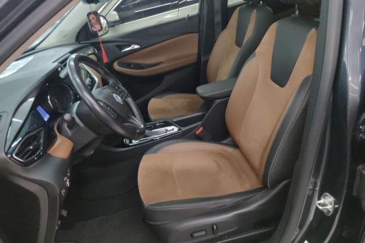 Used Buick Encore GX 2020 20T CVT Two-Wheel Drive Luxury Version Left Front Seat