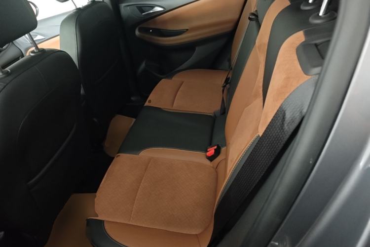 Used Buick Encore GX 2020 20T CVT Two-Wheel Drive Luxury Version Left Rear Seat