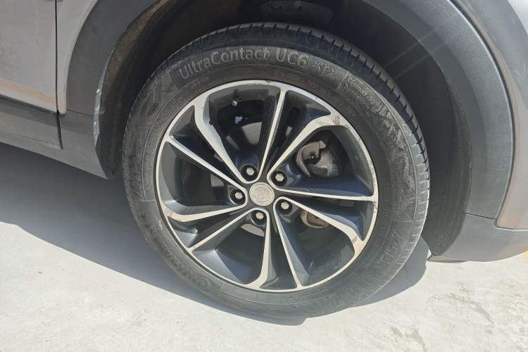Used Buick Encore GX 2020 20T CVT Two-Wheel Drive Luxury Version Right Front Wheel Hub