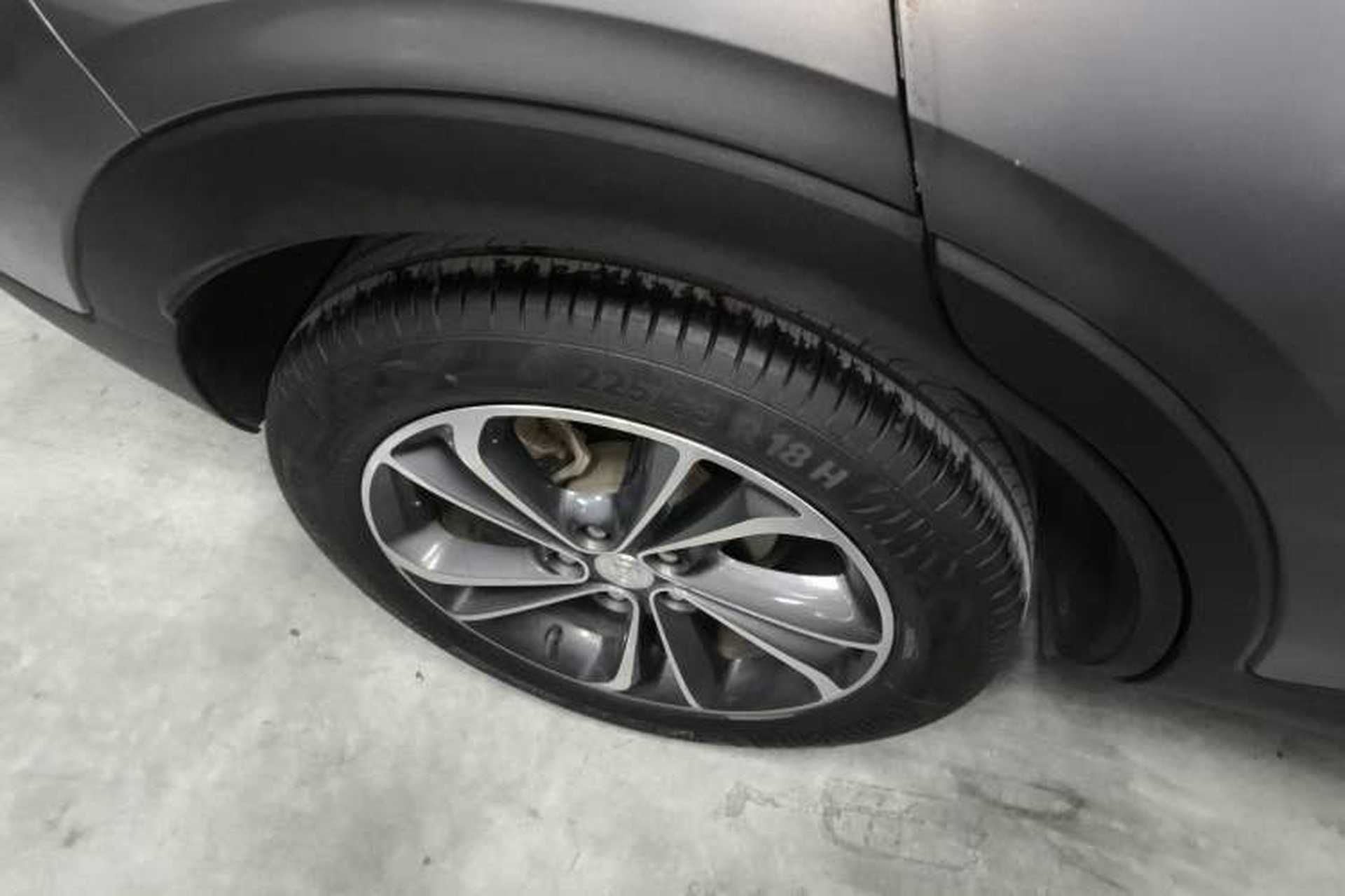 Used Buick Encore GX 2020 20T CVT Two-Wheel Drive Comfort Version Right Rear Wheel Hub