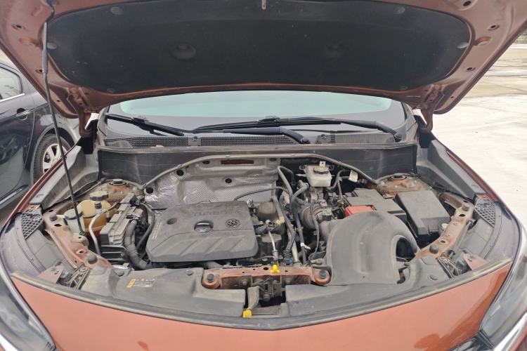 Used Buick Encore GX 2020 20T CVT Two-Wheel Drive Comfort Version Engine Bay