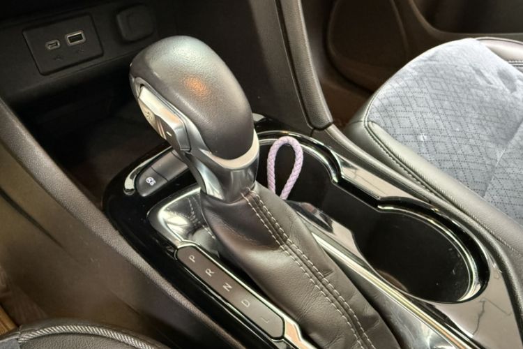 Used Buick Encore GX 2020 20T CVT Two-Wheel Drive Luxury Version Gear Lever