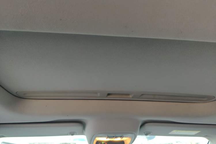 Used Buick Encore GX 2020 20T CVT Two-Wheel Drive Comfort Version Headliner