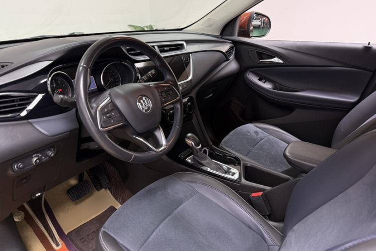 Used Buick Encore GX 2020 20T CVT Two-Wheel Drive Luxury Version Interior 2