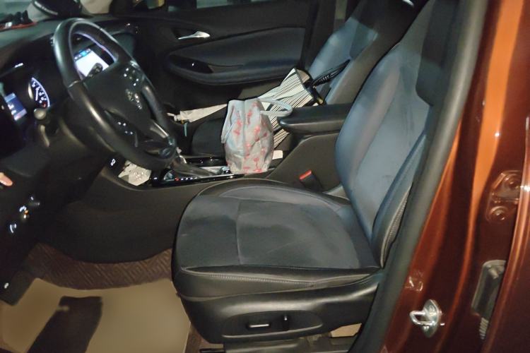 Used Buick Encore GX 2020 20T CVT Two-Wheel Drive Luxury Version Left Front Seat