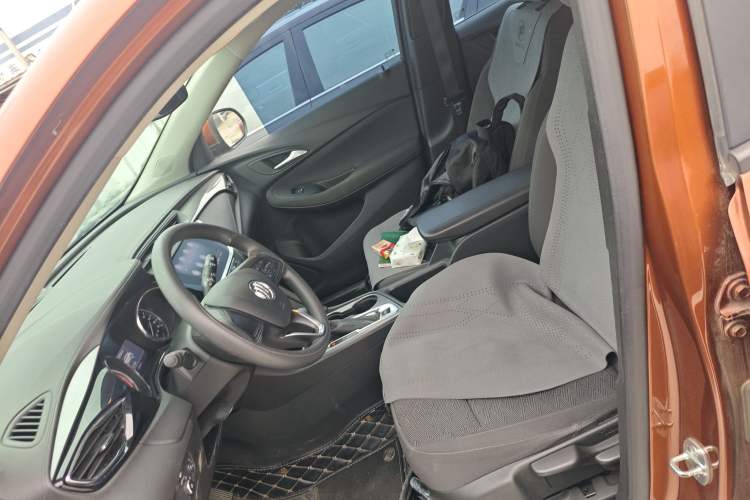 Used Buick Encore GX 2020 20T CVT Two-Wheel Drive Comfort Version Left Front Seat