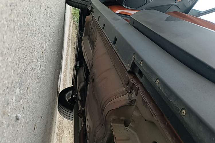 Used Buick Encore GX 2020 20T CVT Two-Wheel Drive Flagship Version Left Side Sill