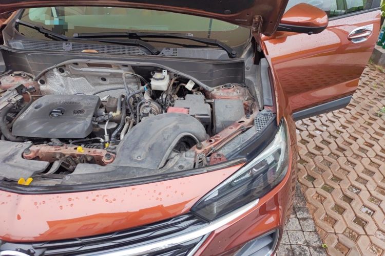 Used Buick Encore GX 2020 20T CVT Two-Wheel Drive Luxury Version Engine Bay Left