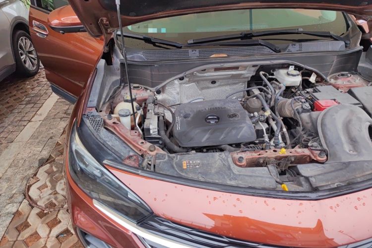 Used Buick Encore GX 2020 20T CVT Two-Wheel Drive Luxury Version Engine Bay Right