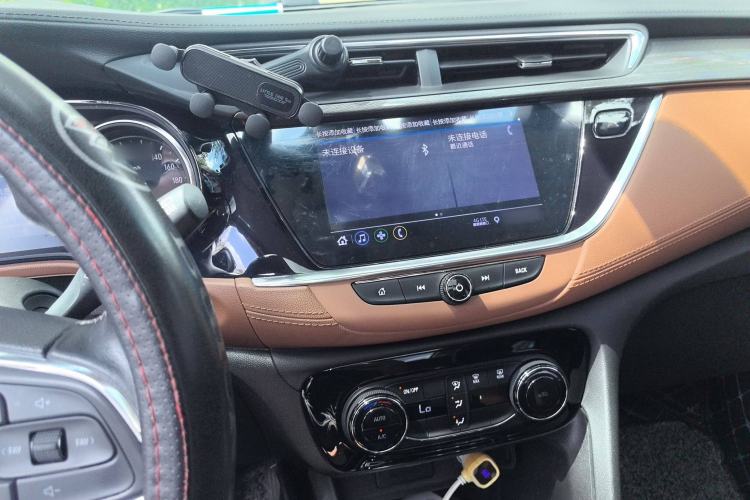 Used Buick Encore GX 2020 20T CVT Two-Wheel Drive Luxury Version Audio And AC Panel