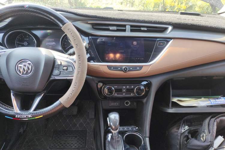 Used Buick Encore GX 2020 20T CVT Two-Wheel Drive Flagship Version Audio And AC Panel
