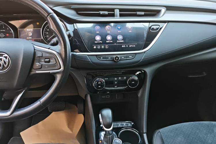 Used Buick Encore GX 2020 20T CVT Two-Wheel Drive Luxury Version Audio And AC Panel