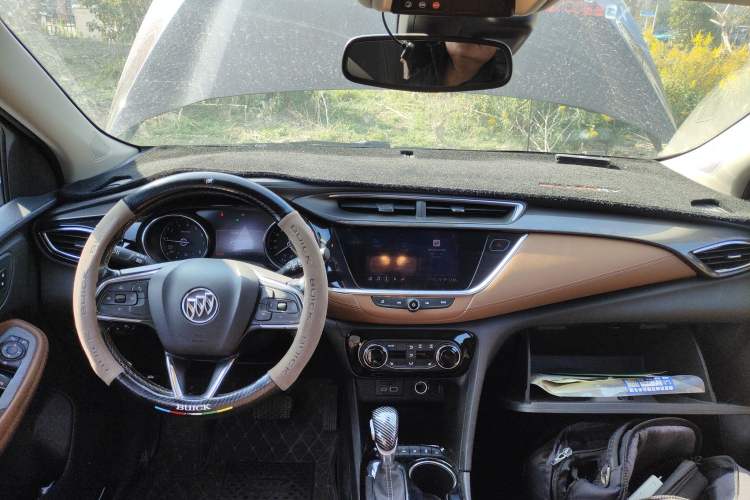 Used Buick Encore GX 2020 20T CVT Two-Wheel Drive Flagship Version Center Console