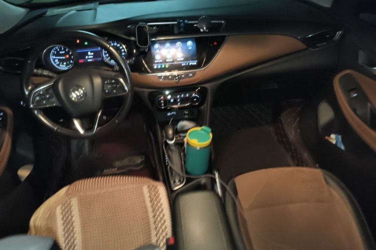 Used Buick Encore GX 2020 20T CVT Two-Wheel Drive Luxury Version Center Console