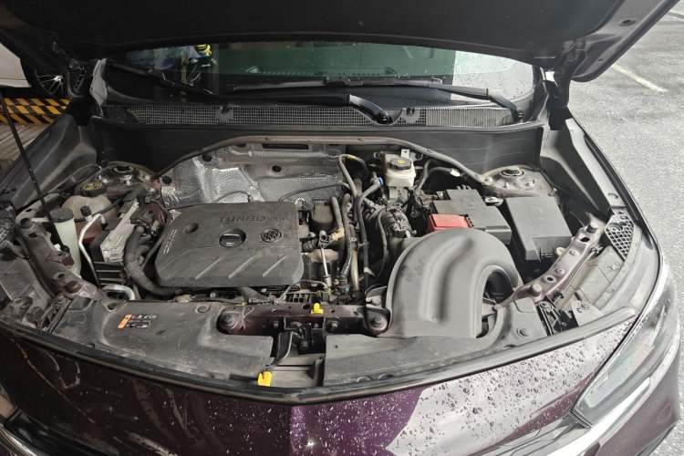 Used Buick Encore GX 2020 20T CVT Two-Wheel Drive Luxury Version Engine Bay
