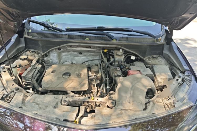 Used Buick Encore GX 2020 20T CVT Two-Wheel Drive Luxury Version Engine Bay