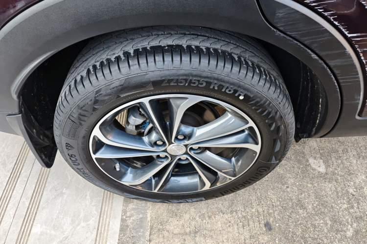 Used Buick Encore GX 2020 20T CVT Two-Wheel Drive Luxury Version Exterior 8