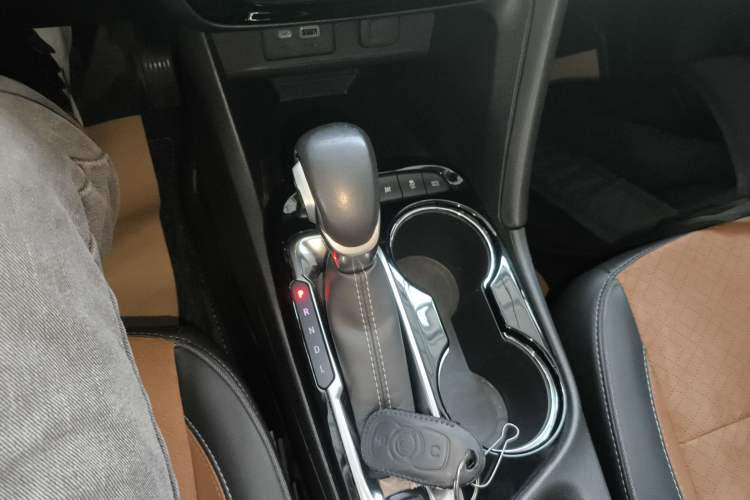 Used Buick Encore GX 2020 20T CVT Two-Wheel Drive Luxury Version Gear Lever