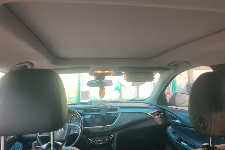 Used Buick Encore GX 2020 20T CVT Two-Wheel Drive Luxury Version Headliner