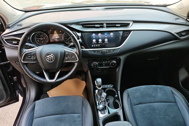 Used Buick Encore GX 2020 20T CVT Two-Wheel Drive Luxury Version Interior 2