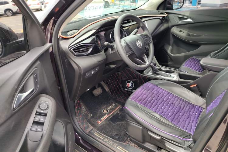 Used Buick Encore GX 2020 20T CVT Two-Wheel Drive Comfort Version Interior 3