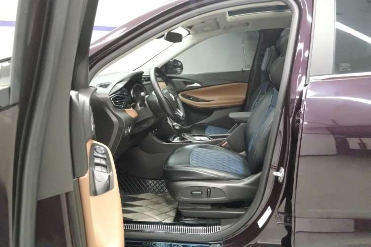 Used Buick Encore GX 2020 20T CVT Two-Wheel Drive Luxury Version Left Front Seat