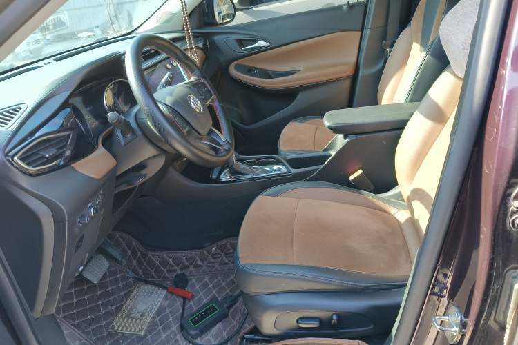 Used Buick Encore GX 2020 20T CVT Two-Wheel Drive Luxury Version Left Front Seat