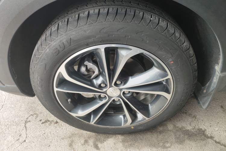 Used Buick Encore GX 2020 20T CVT Two-Wheel Drive Luxury Version Left Front Wheel Hub