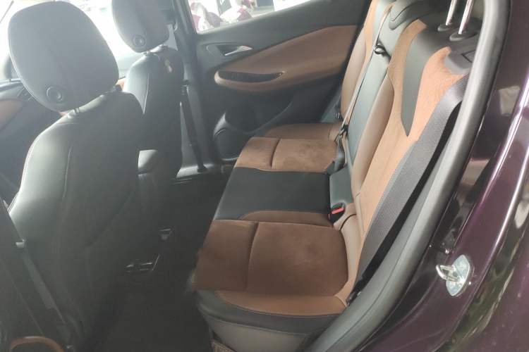 Used Buick Encore GX 2020 20T CVT Two-Wheel Drive Luxury Version Left Rear Seat