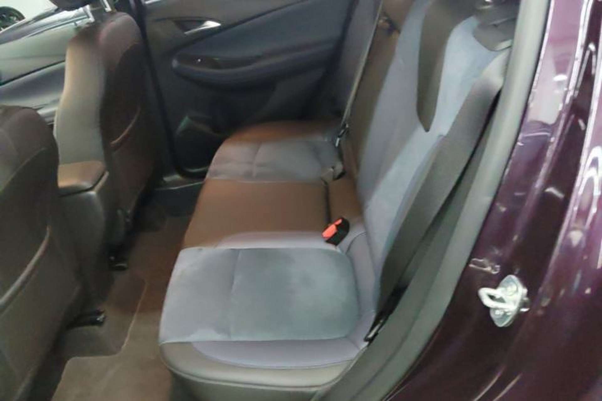 Used Buick Encore GX 2020 20T CVT Two-Wheel Drive Luxury Version Left Rear Seat