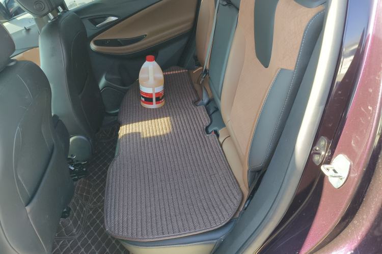 Used Buick Encore GX 2020 20T CVT Two-Wheel Drive Luxury Version Left Rear Seat