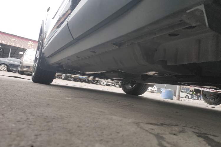 Used Buick Encore GX 2020 20T CVT Two-Wheel Drive Luxury Version Left Side Sill