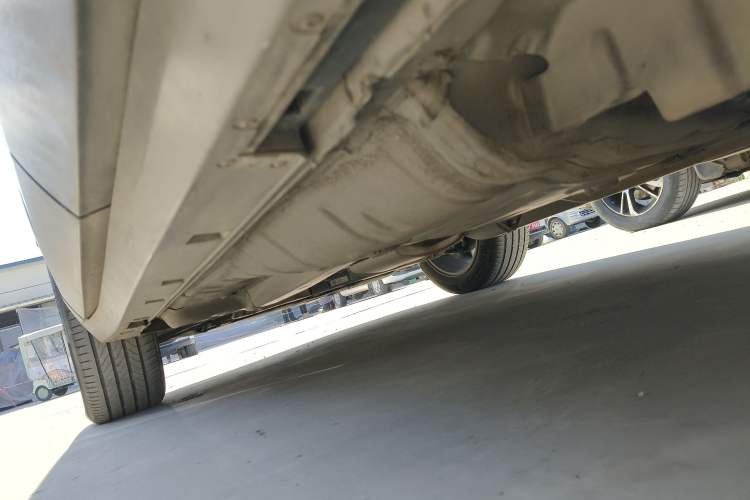 Used Buick Encore GX 2020 20T CVT Two-Wheel Drive Luxury Version Left Side Sill
