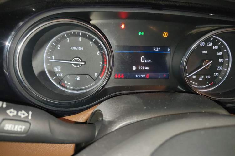 Used Buick Encore GX 2020 20T CVT Two-Wheel Drive Luxury Version Odometer Close Up