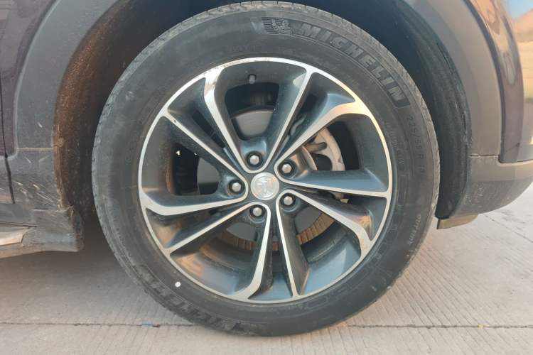 Used Buick Encore GX 2020 20T CVT Two-Wheel Drive Luxury Version Right Front Wheel Hub