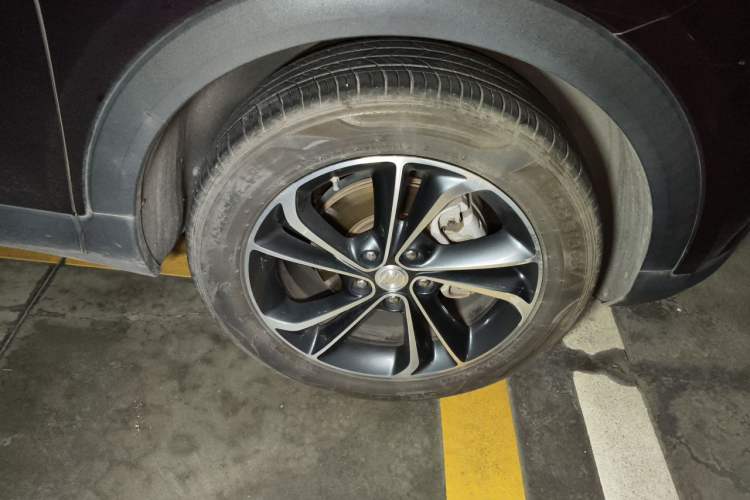 Used Buick Encore GX 2020 20T CVT Two-Wheel Drive Luxury Version Right Front Wheel Hub