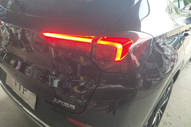 Used Buick Encore GX 2020 20T CVT Two-Wheel Drive Luxury Version Right Rear Taillight