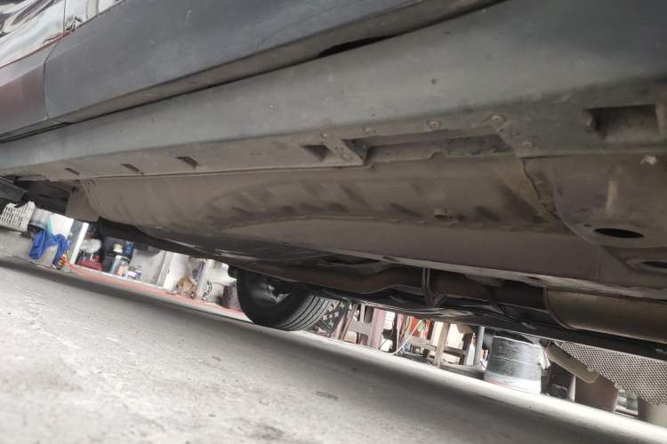 Used Buick Encore GX 2020 20T CVT Two-Wheel Drive Luxury Version Right Side Sill