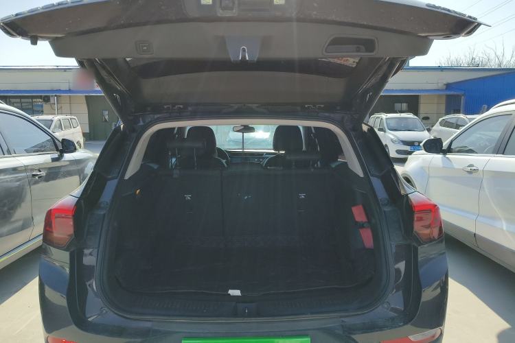 Used Buick Encore GX 2020 20T CVT Two-Wheel Drive Luxury Version Trunk