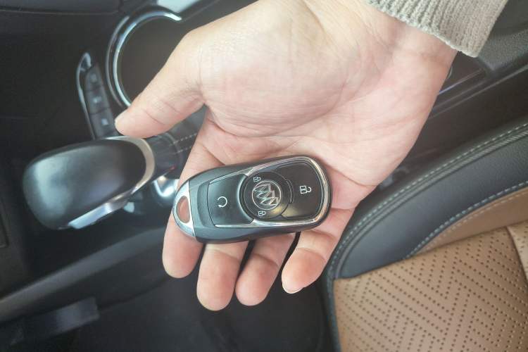 Used Buick Encore GX 2020 20T CVT Two-Wheel Drive Flagship Version Vehicle Key