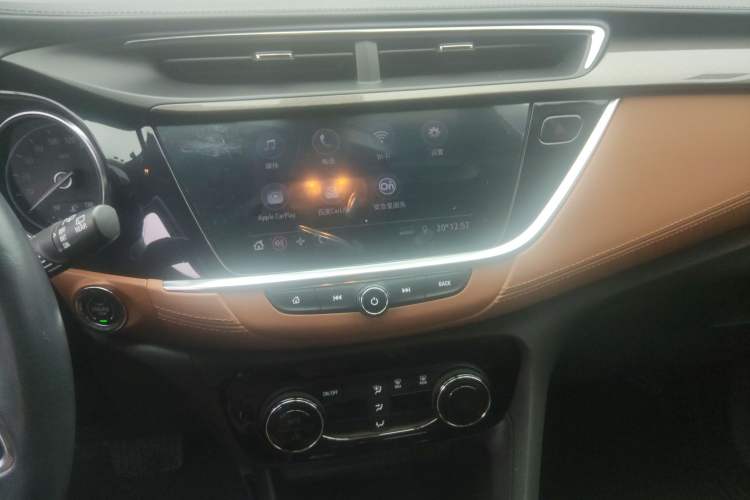 Used Buick Encore GX 2020 20T CVT Two-Wheel Drive Luxury Version Audio And AC Panel