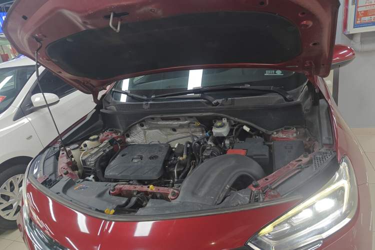 Used Buick Encore GX 2020 20T CVT Two-Wheel Drive Luxury Version Engine Bay