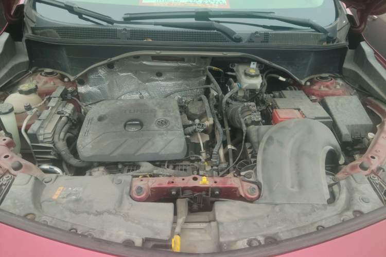 Used Buick Encore GX 2020 20T CVT Two-Wheel Drive Luxury Version Engine Bay