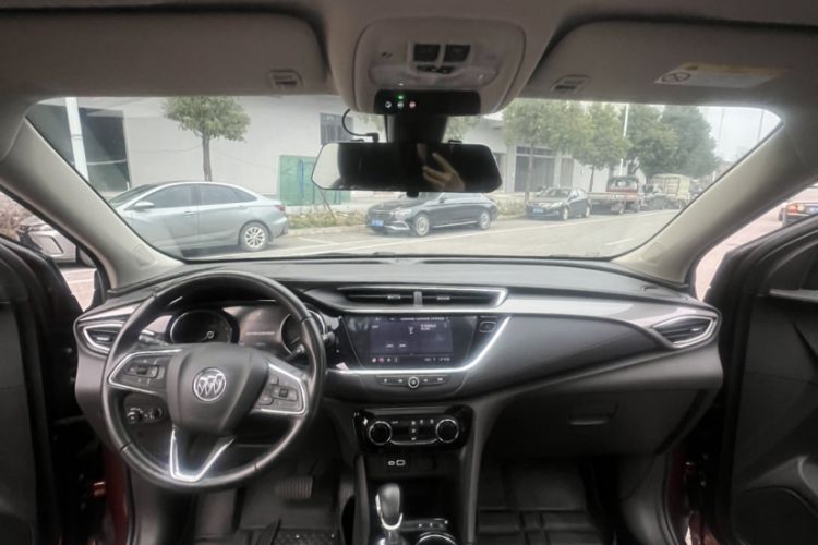 Used Buick Encore GX 2020 20T CVT Two-Wheel Drive Luxury Version Exterior 3