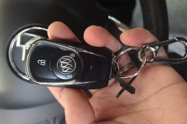 Used Buick Encore GX 2020 20T CVT Two-Wheel Drive Luxury Version Interior 1