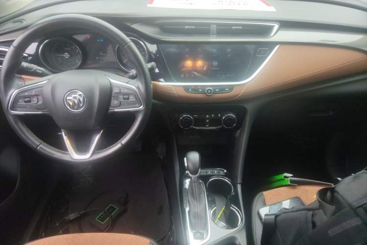 Used Buick Encore GX 2020 20T CVT Two-Wheel Drive Luxury Version Interior 2