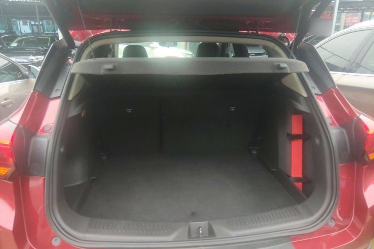 Used Buick Encore GX 2020 20T CVT Two-Wheel Drive Luxury Version Trunk